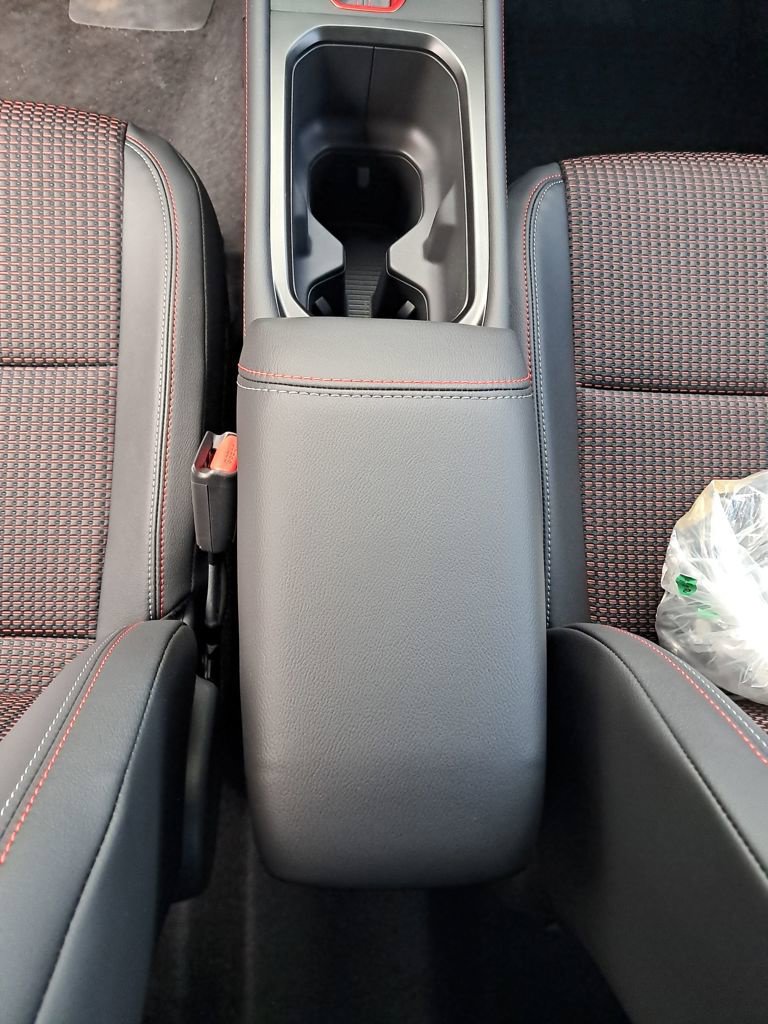 New 2026 Nissan Kicks SR w/ SR Premium Package AWD/4WD image 27