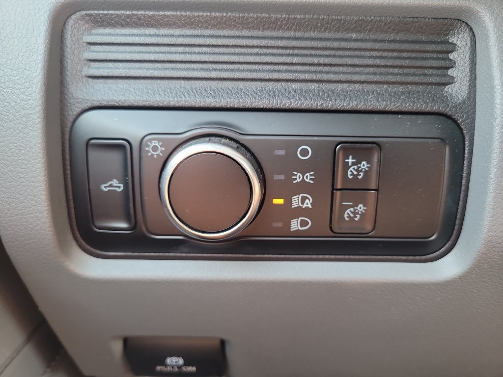 Certified 2024 Ford F350 XL w/ 360-Degree Camera Package RWD image 25