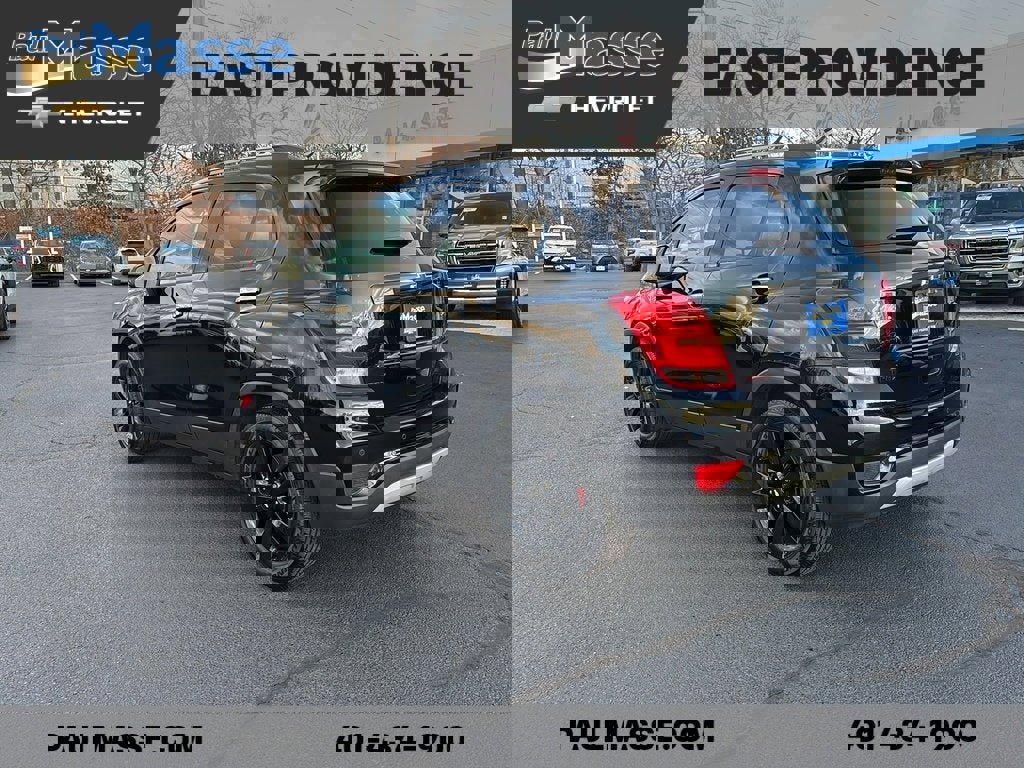 Certified 2019 Chevrolet Trax LT w/ Redline Edition image 5