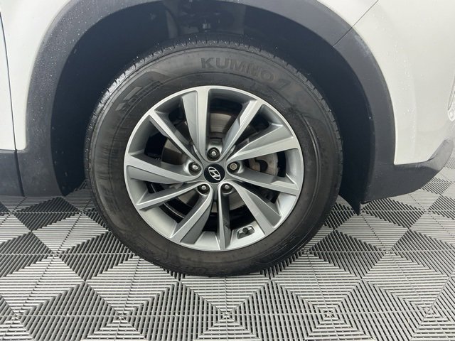 Used 2020 Hyundai Santa Fe SEL w/ Convenience + Premium Package image 15