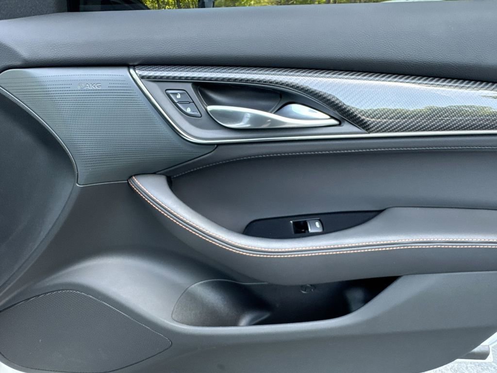 Used 2025 Cadillac CT5 Sport w/ Technology Package image 32