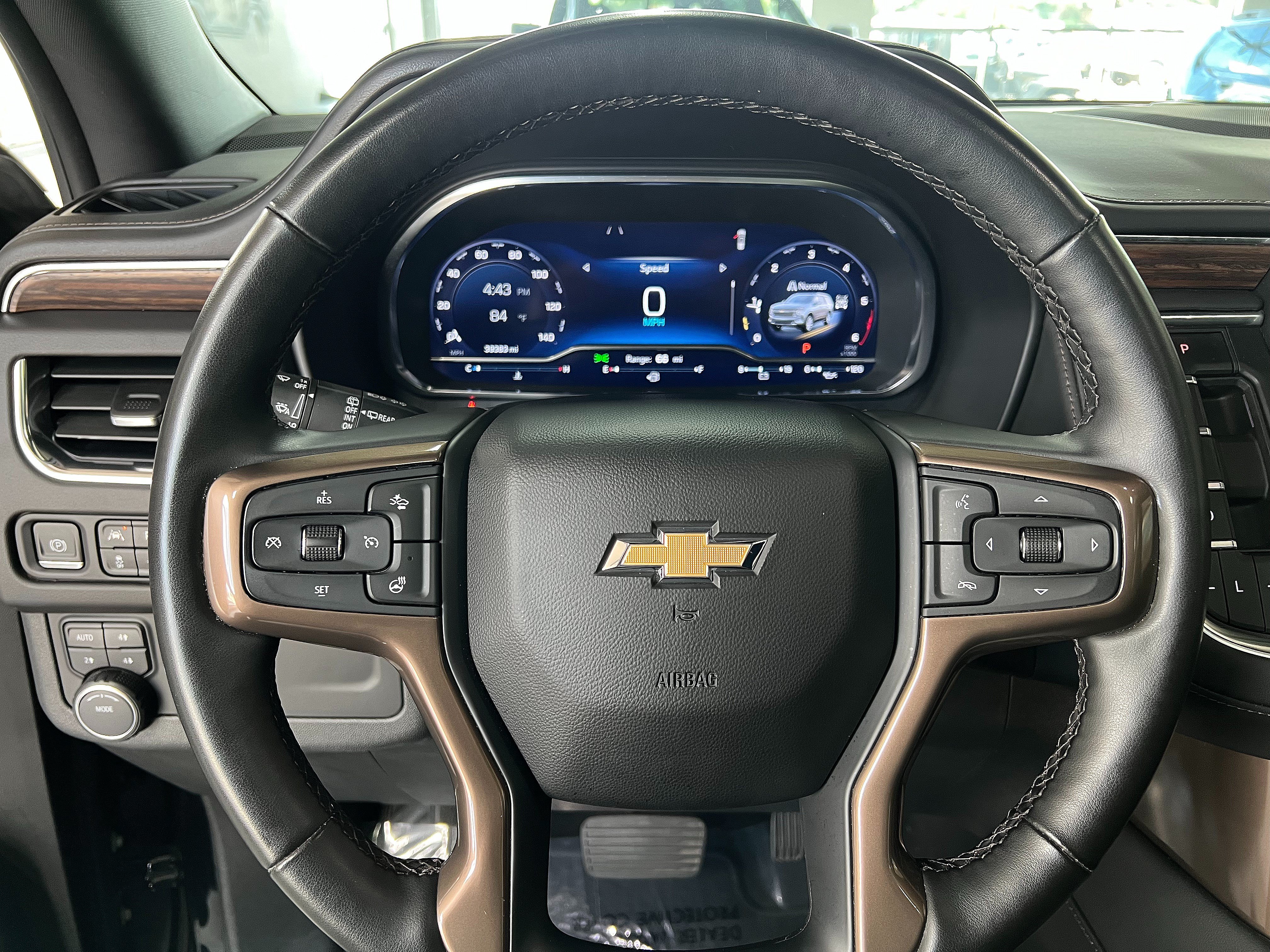 Used 2023 Chevrolet Tahoe High Country AWD/4WD image 13