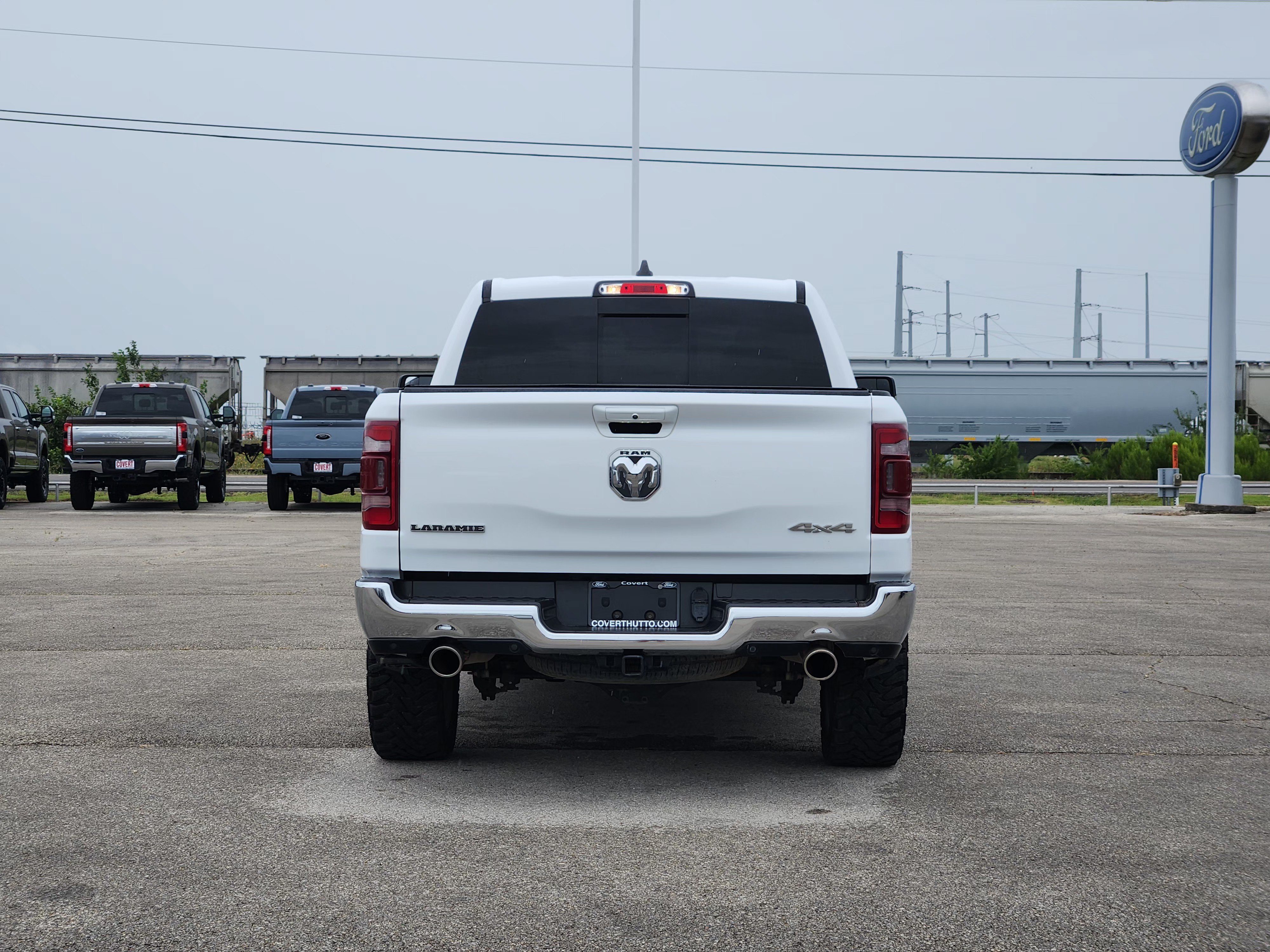 Used 2023 RAM 1500 Laramie AWD/4WD image 6