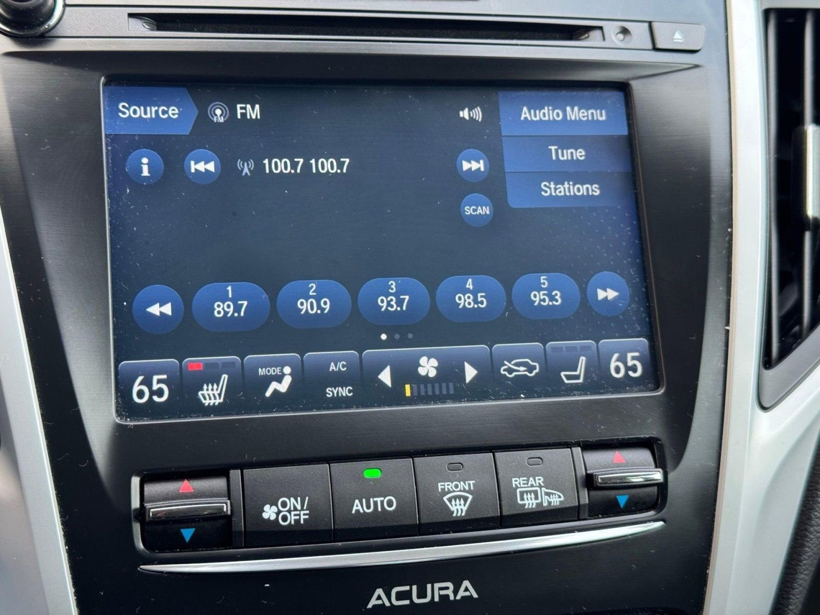 Used 2020 Acura TLX image 24