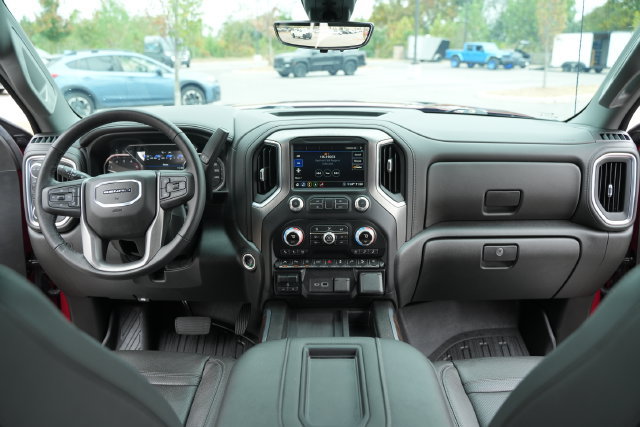 Used 2020 GMC Sierra 1500 Denali w/ Denali Ultimate Package AWD/4WD image 26