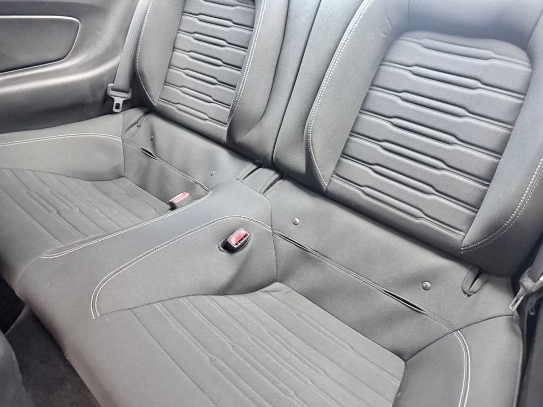 Used 2015 Ford Mustang GT RWD image 13