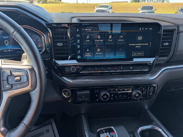 Used 2024 Chevrolet Silverado 1500 LTZ w/ Technology Package RWD image 17