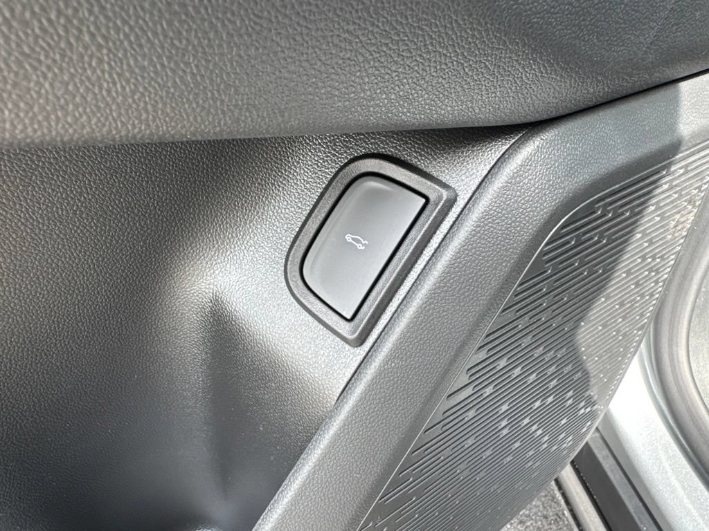 New 2027 Chevrolet Equinox RS AWD/4WD image 16