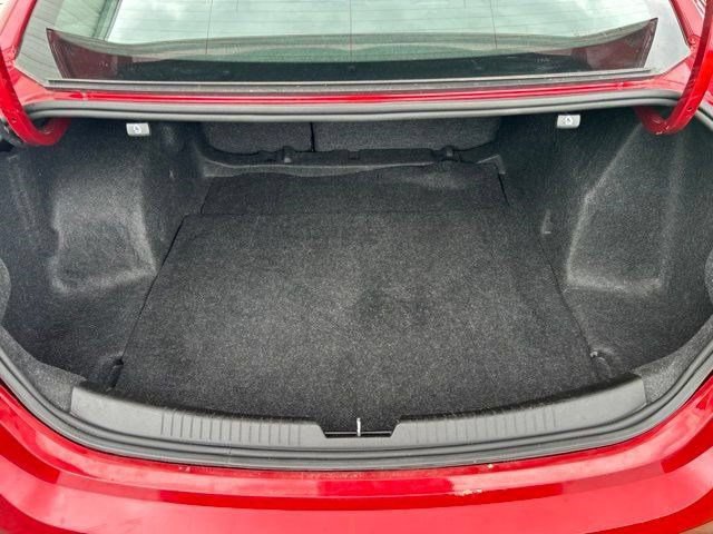 Used 2024 Chevrolet Malibu LT FWD image 38
