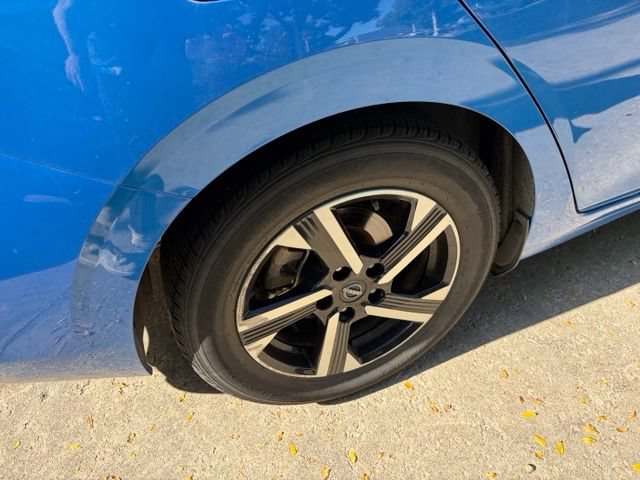 Used 2024 Nissan Sentra SV FWD image 15
