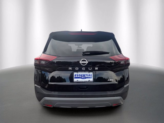 Used 2023 Nissan Rogue S AWD/4WD image 3