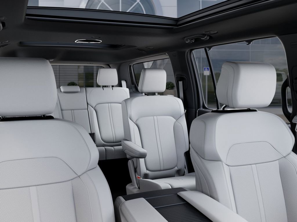 New 2026 Jeep Grand Wagoneer Summit w/ Premium Group III image 26