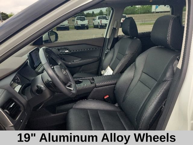 Used 2022 Nissan Rogue SL w/ SL Premium Package FWD image 17