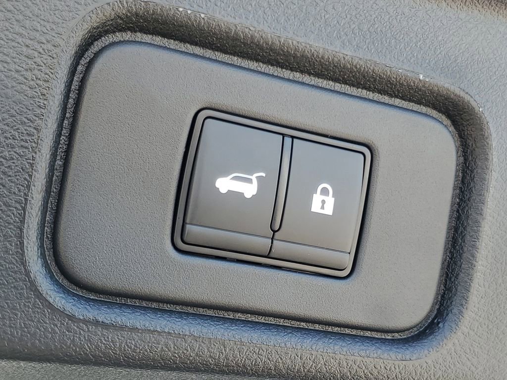 New 2025 Nissan Pathfinder SV w/ Black Appearance Package image 8