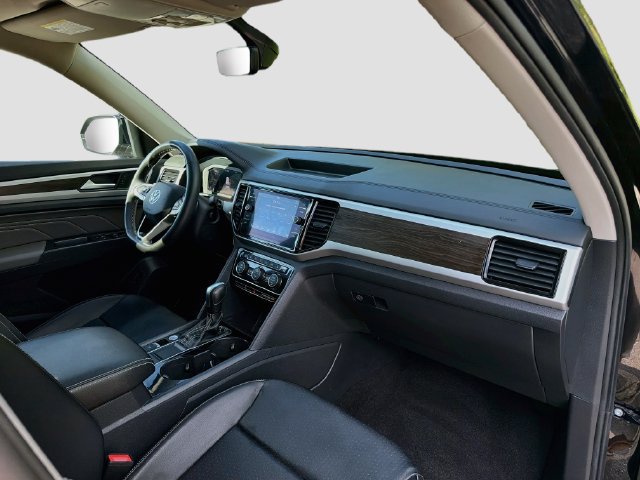 Used 2022 Volkswagen Atlas SE FWD image 14
