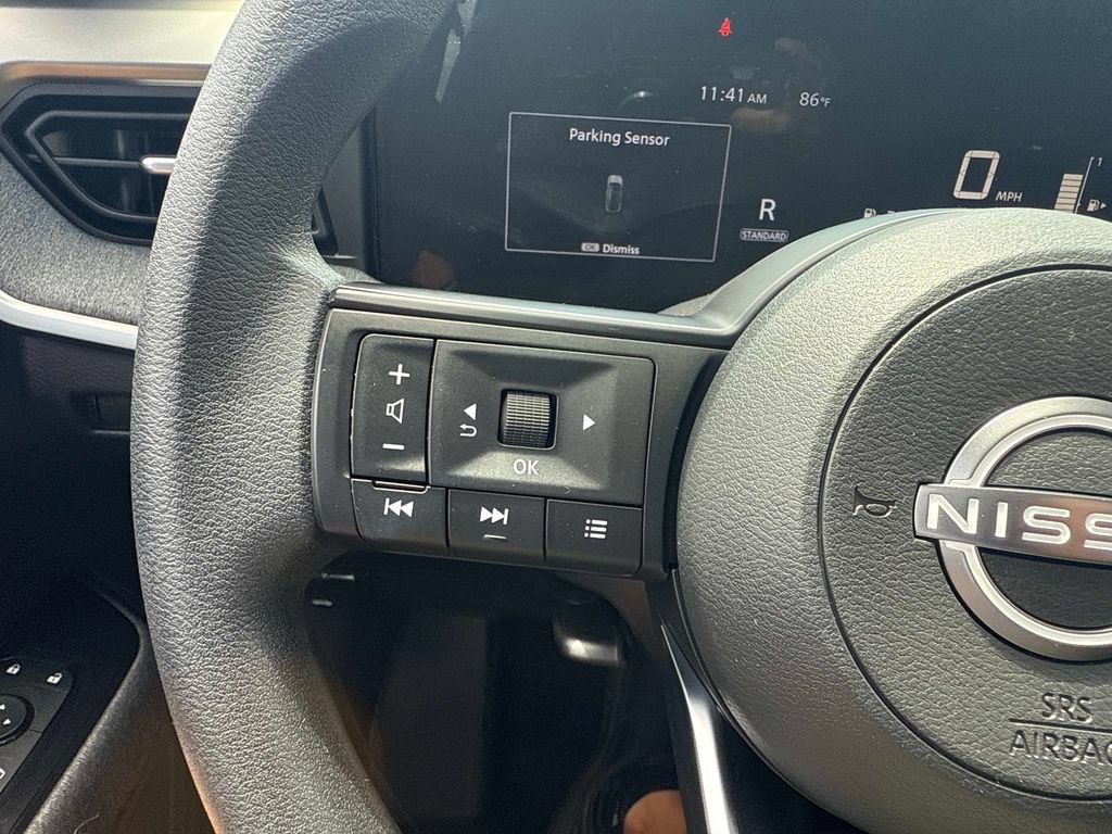 Used 2025 Nissan Kicks SV FWD image 27