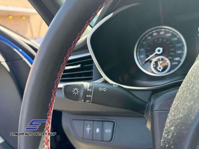 Used 2023 Genesis G70 2.0T w/ Sport Prestige Package image 25