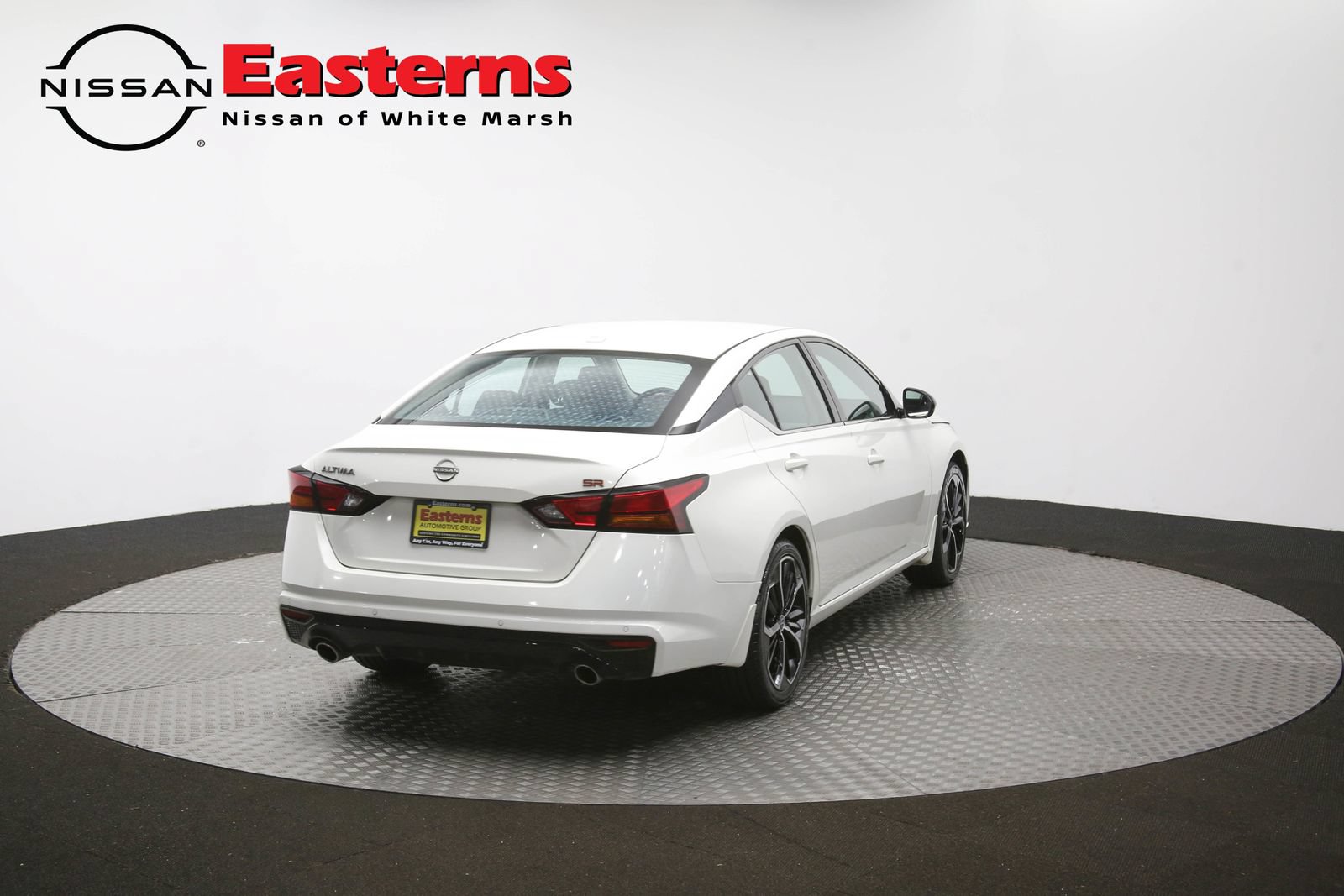 Used 2025 Nissan Altima 2.5 SR FWD image 38