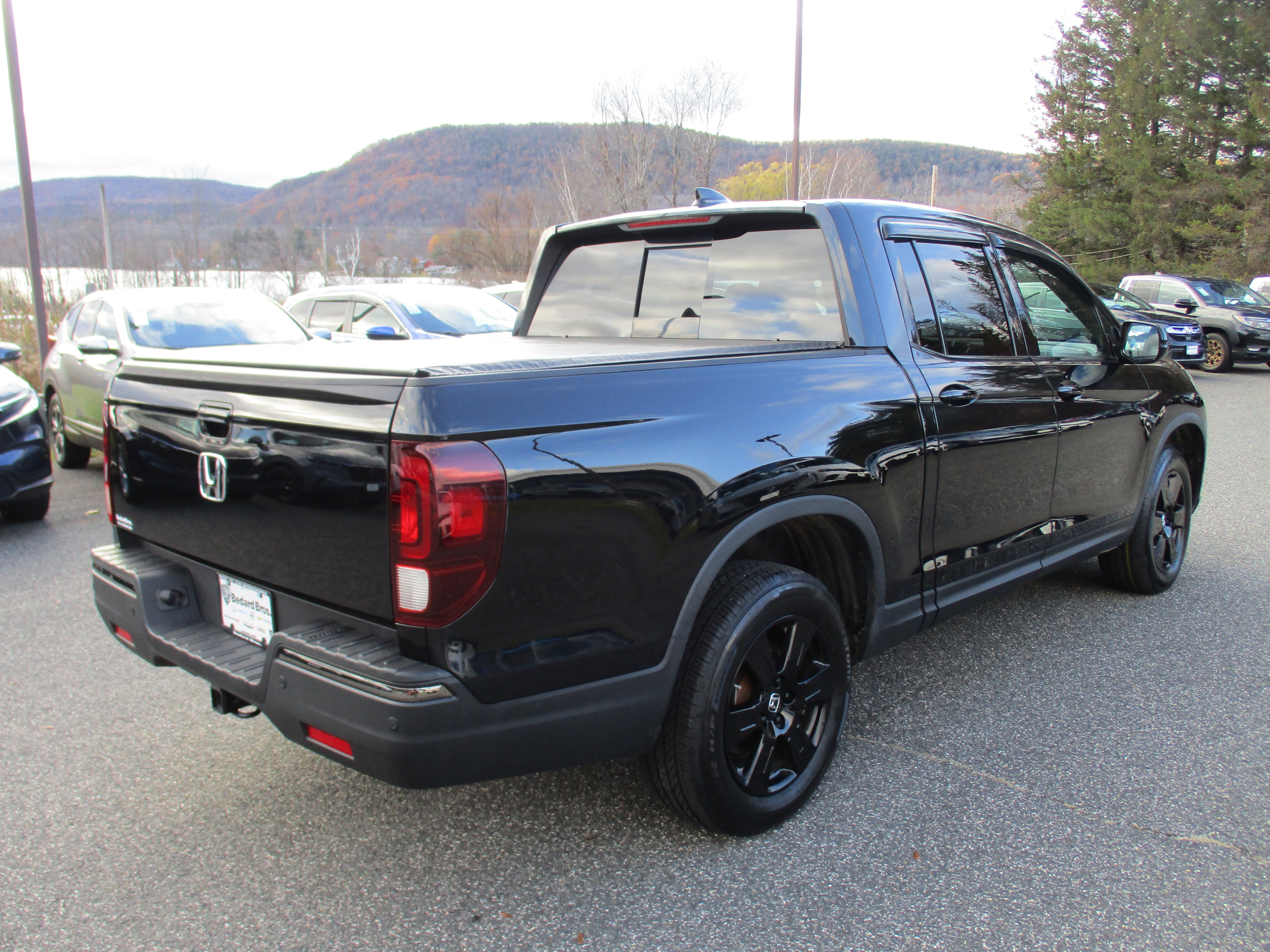 Certified 2020 Honda Ridgeline Black Edition image 5