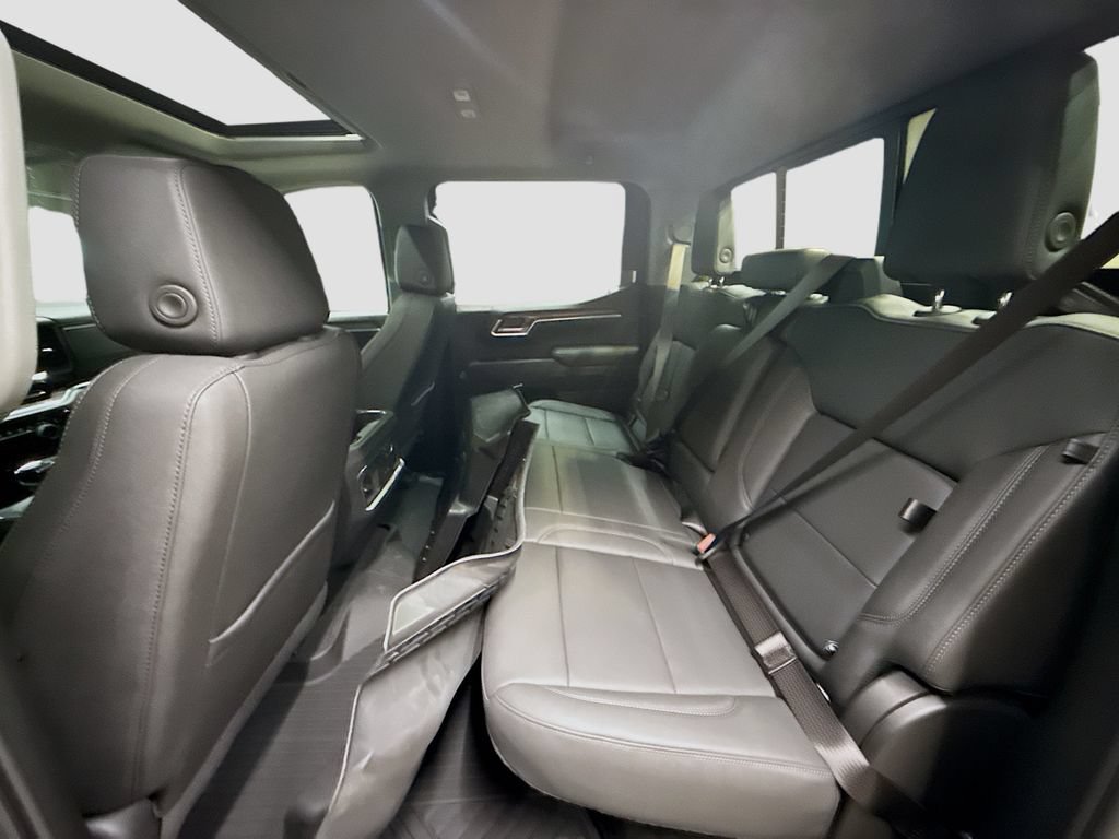 New 2026 Chevrolet Silverado 1500 LTZ w/ LTZ Premium Package AWD/4WD image 26