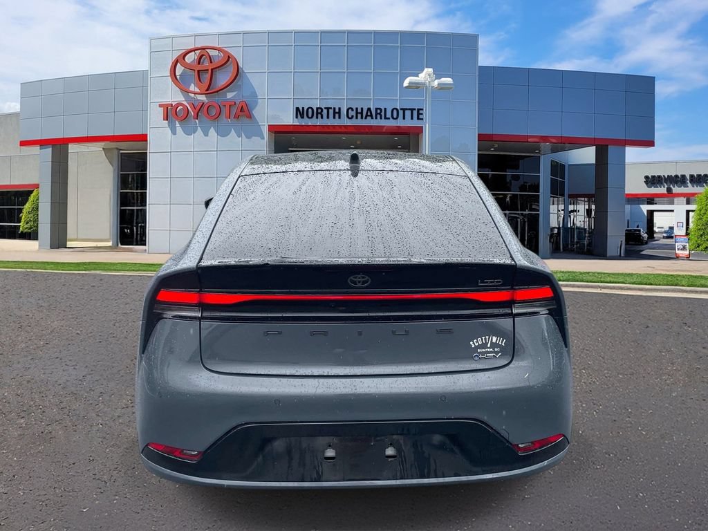 Used 2023 Toyota Prius Limited FWD image 7