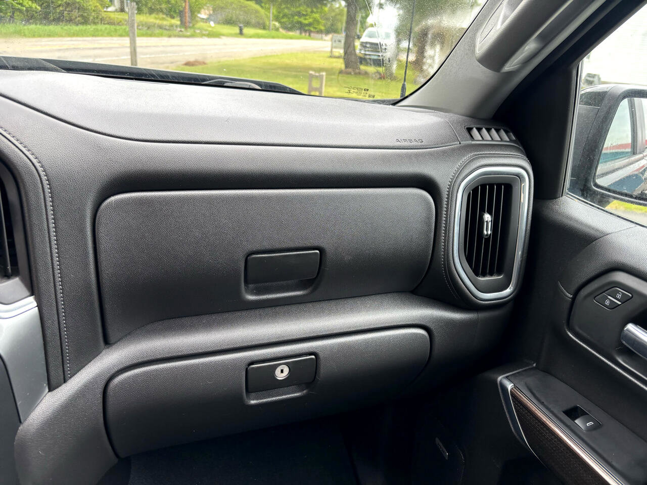 Used 2019 Chevrolet Silverado 1500 LT Trail Boss image 34