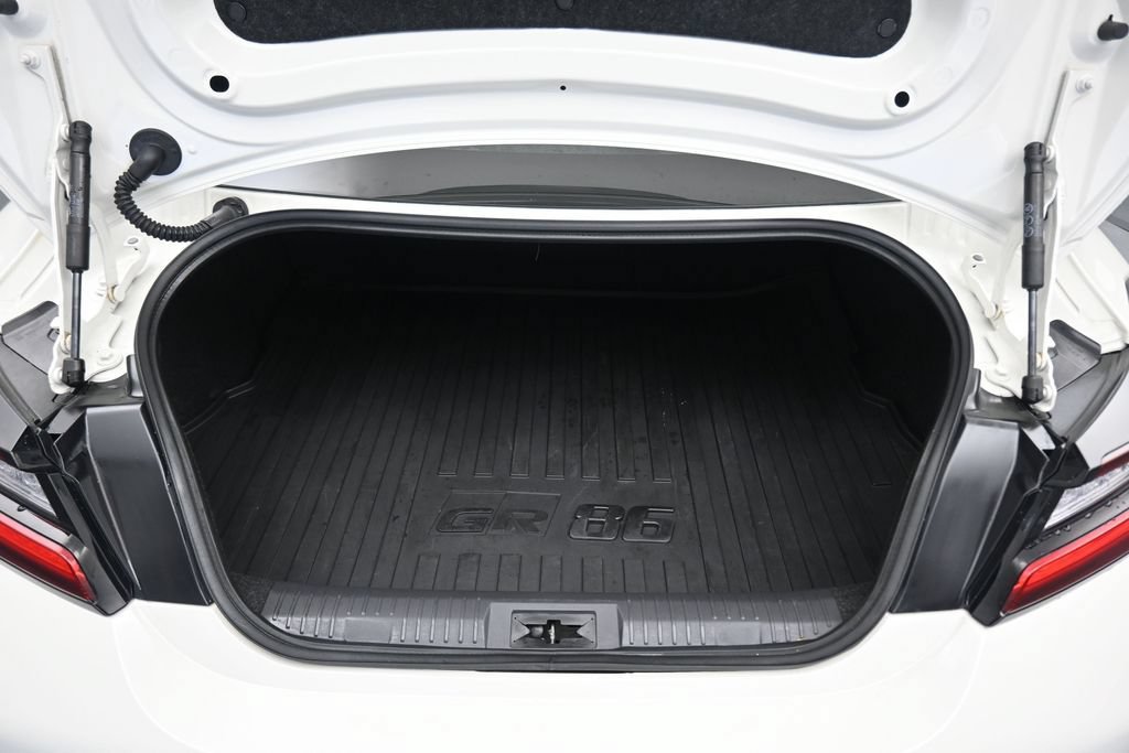 Used 2025 Toyota GR86 Premium w/ Performance Package RWD image 38