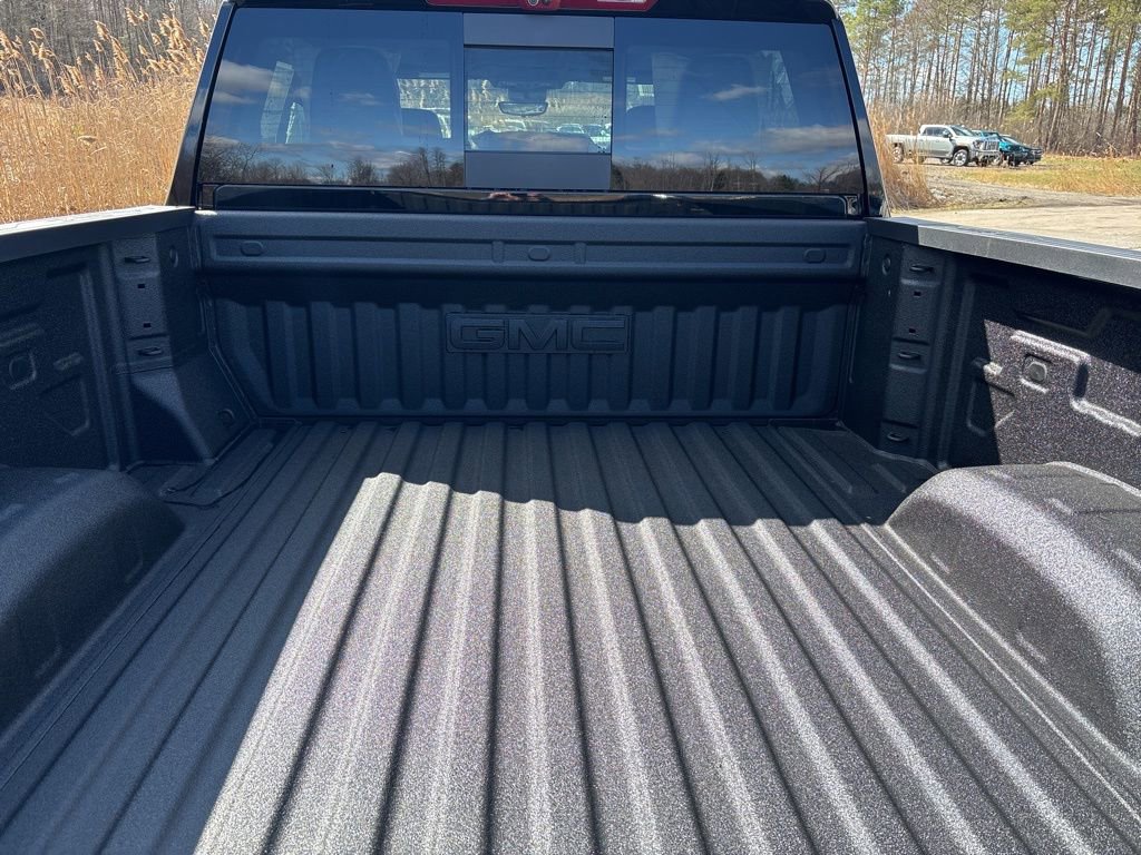 New 2026 GMC Sierra 2500 AT4 w/ AT4 Premium Plus Package image 9