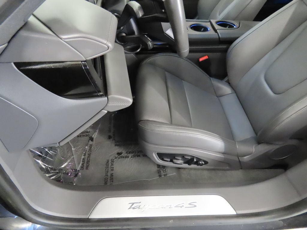 Certified 2023 Porsche Taycan 4S w/ Performance Package AWD/4WD image 36