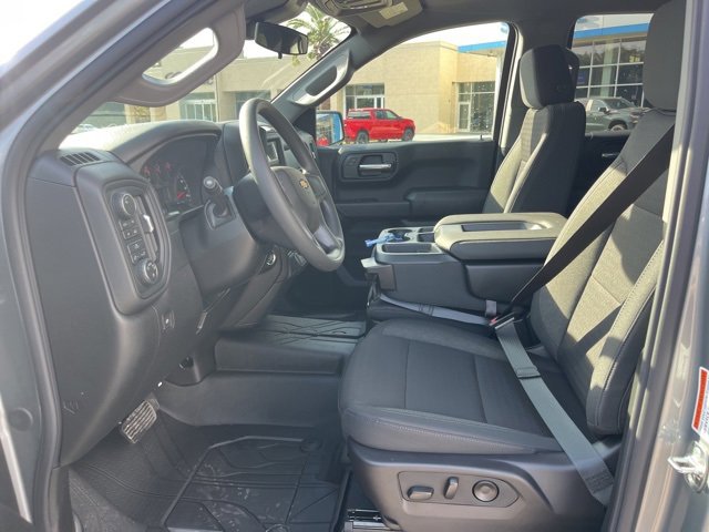 New 2026 Chevrolet Silverado 1500 Custom w/ Turbomax Blackout Package image 18