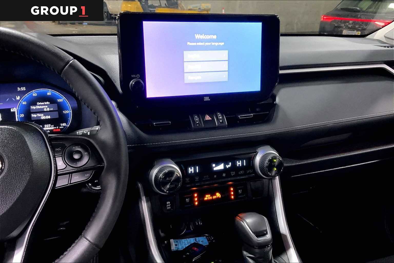 Used 2025 Toyota RAV4 Limited image 6