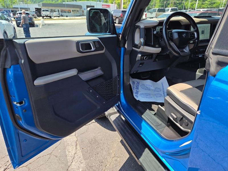 Used 2023 Ford Bronco Wildtrak AWD/4WD image 27