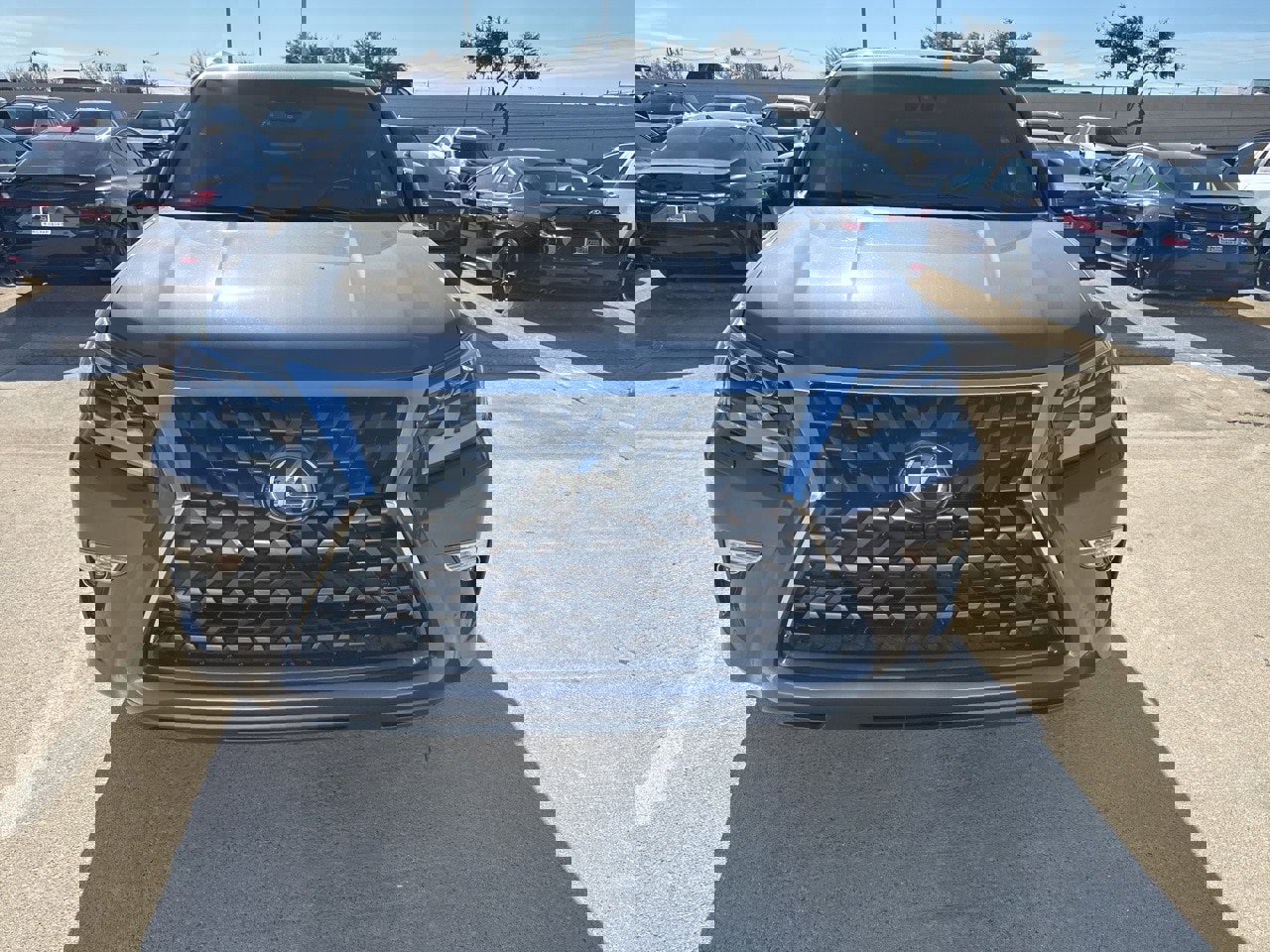 Used 2022 Lexus GX 460 Luxury w/ Off Road Package image 2