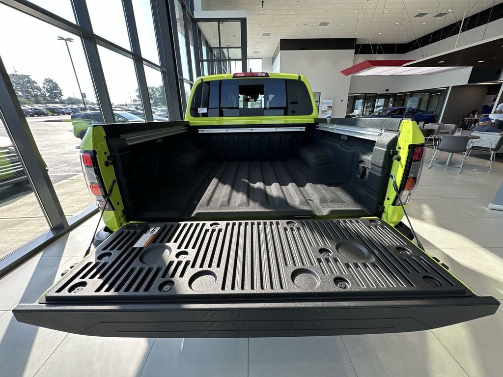New 2026 Nissan Frontier PRO-4X w/ Pro Premium Package image 15
