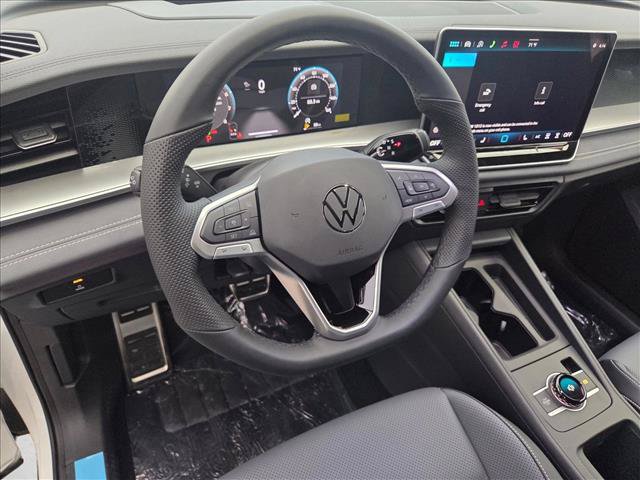 New 2026 Volkswagen Tiguan SE R-Line FWD video 3
