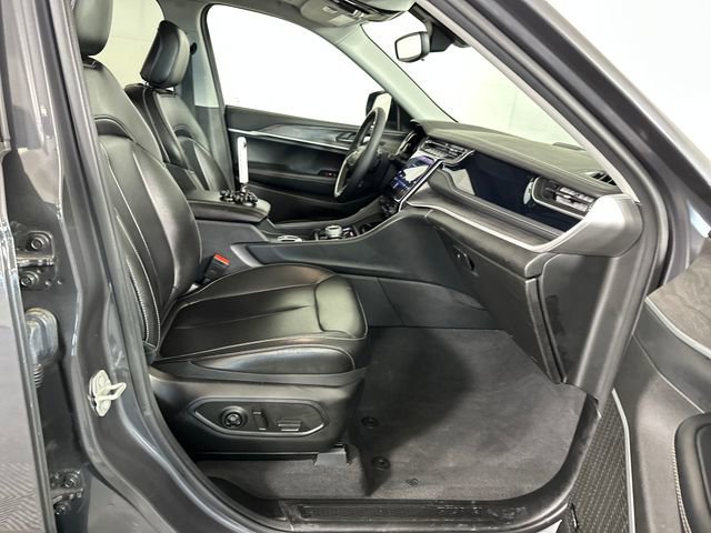 Used 2023 Jeep Grand Cherokee 4WD 4xe image 28