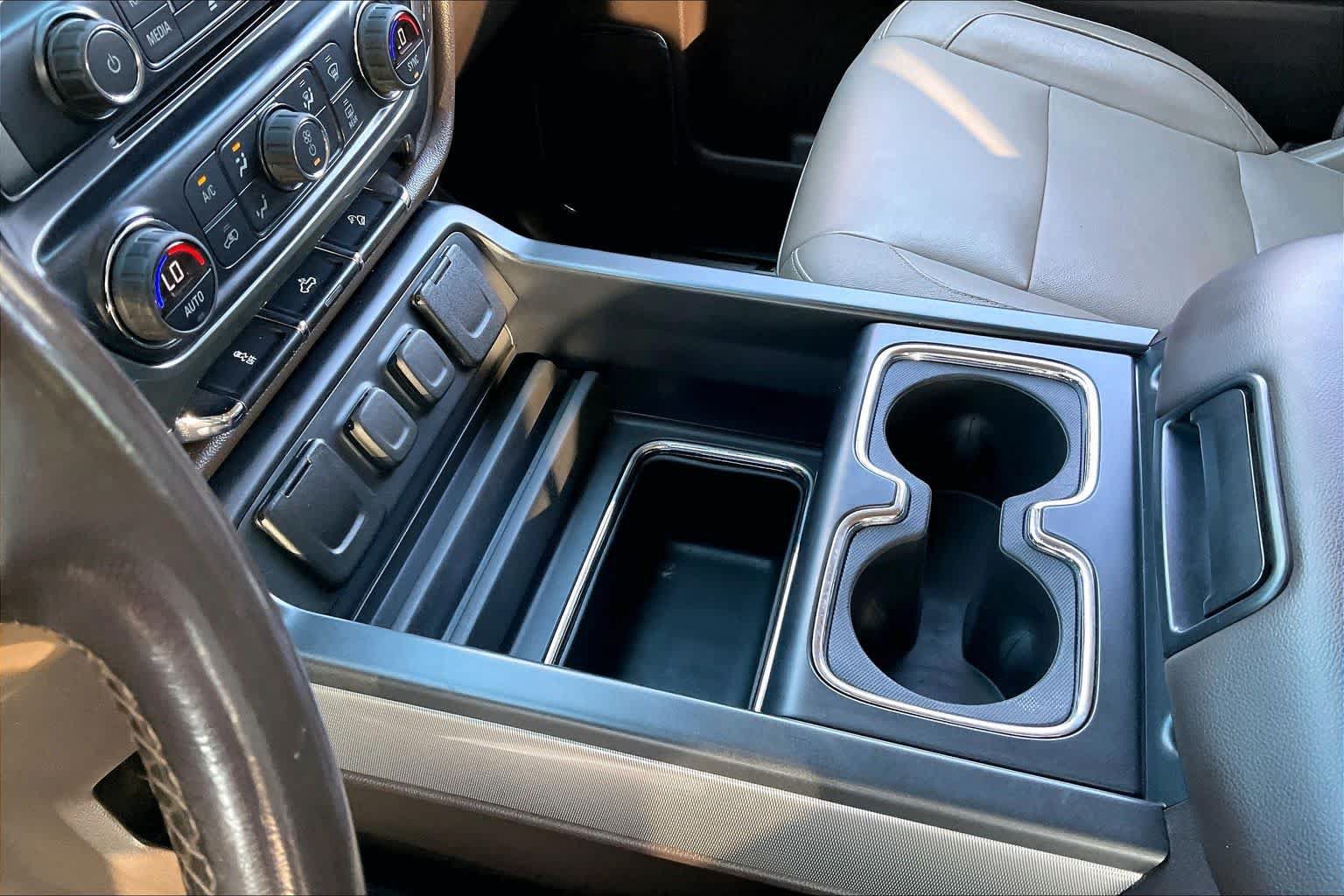 Used 2018 Chevrolet Silverado 2500 LTZ AWD/4WD image 16