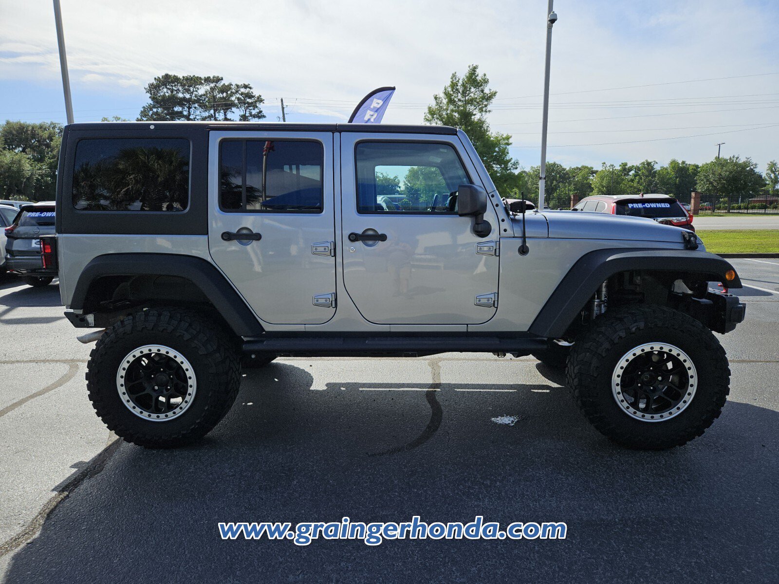 Used 2018 Jeep Wrangler Unlimited Sport S AWD/4WD image 6