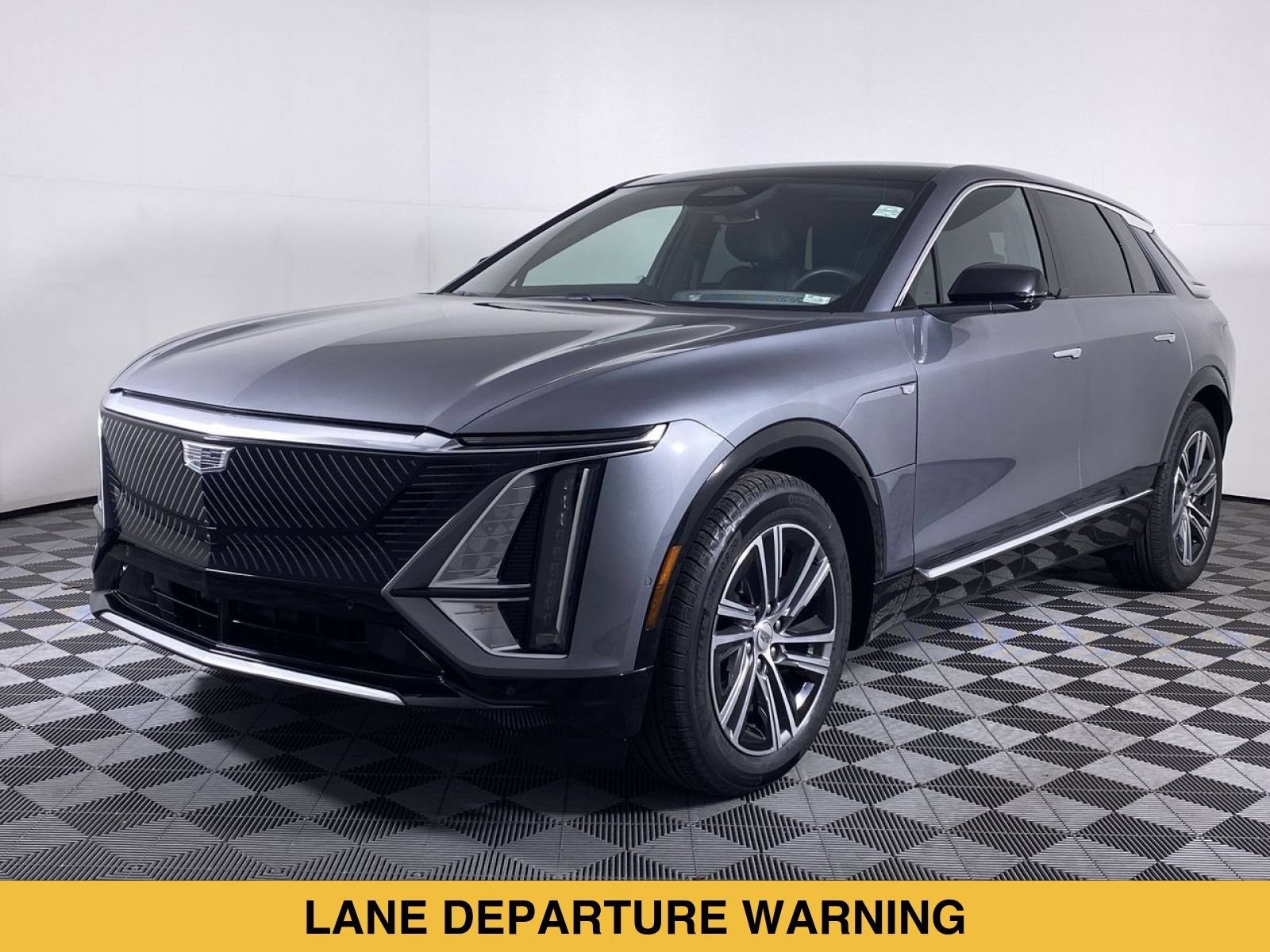 Certified 2023 Cadillac Lyriq AWD image 18