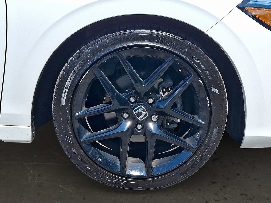 Used 2023 Honda Civic Sport image 9