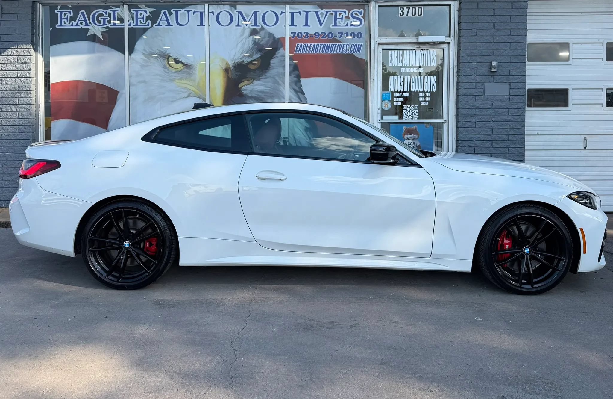 Used 2023 BMW 430i Coupe w/ M Sport Package RWD image 2