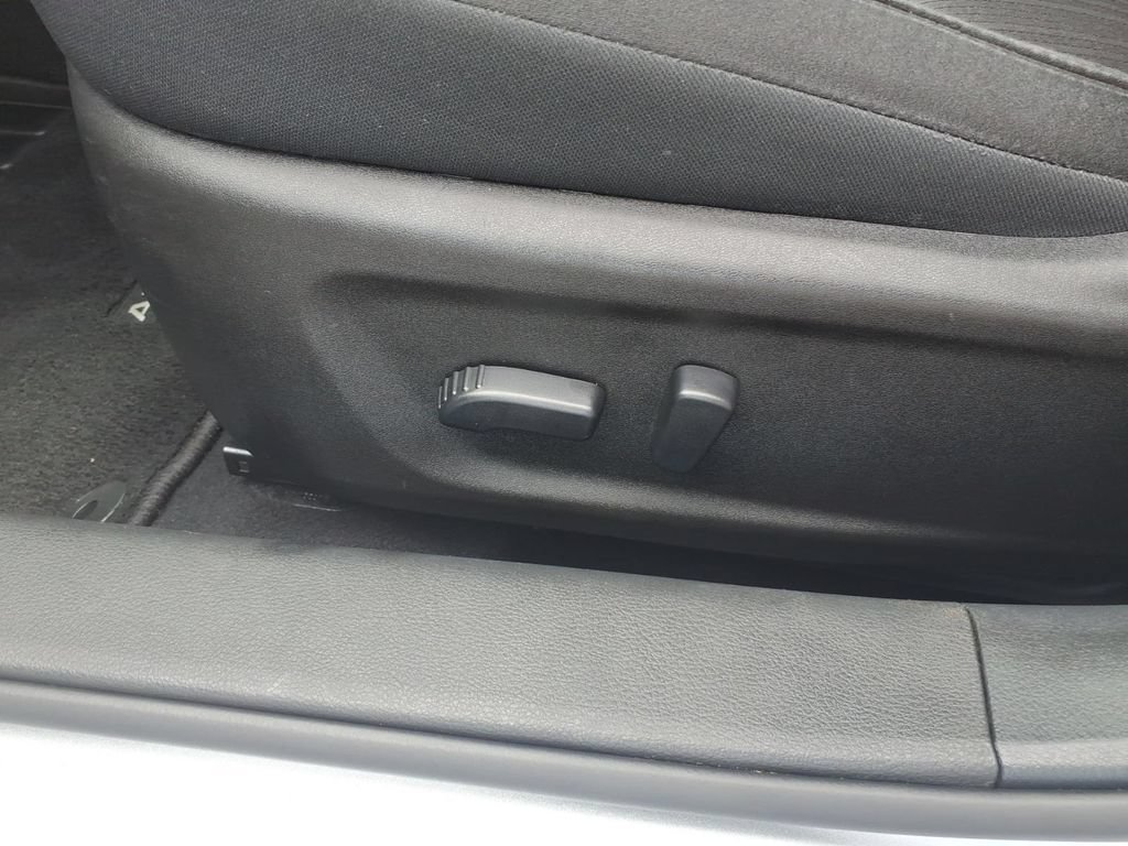 Used 2024 Nissan Altima 2.5 SV FWD image 20