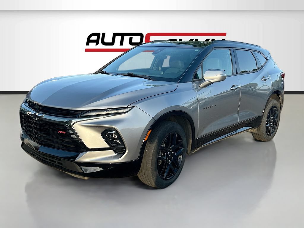 Used 2023 Chevrolet Blazer RS w/ Driver Confidence II Package AWD/4WD image 3