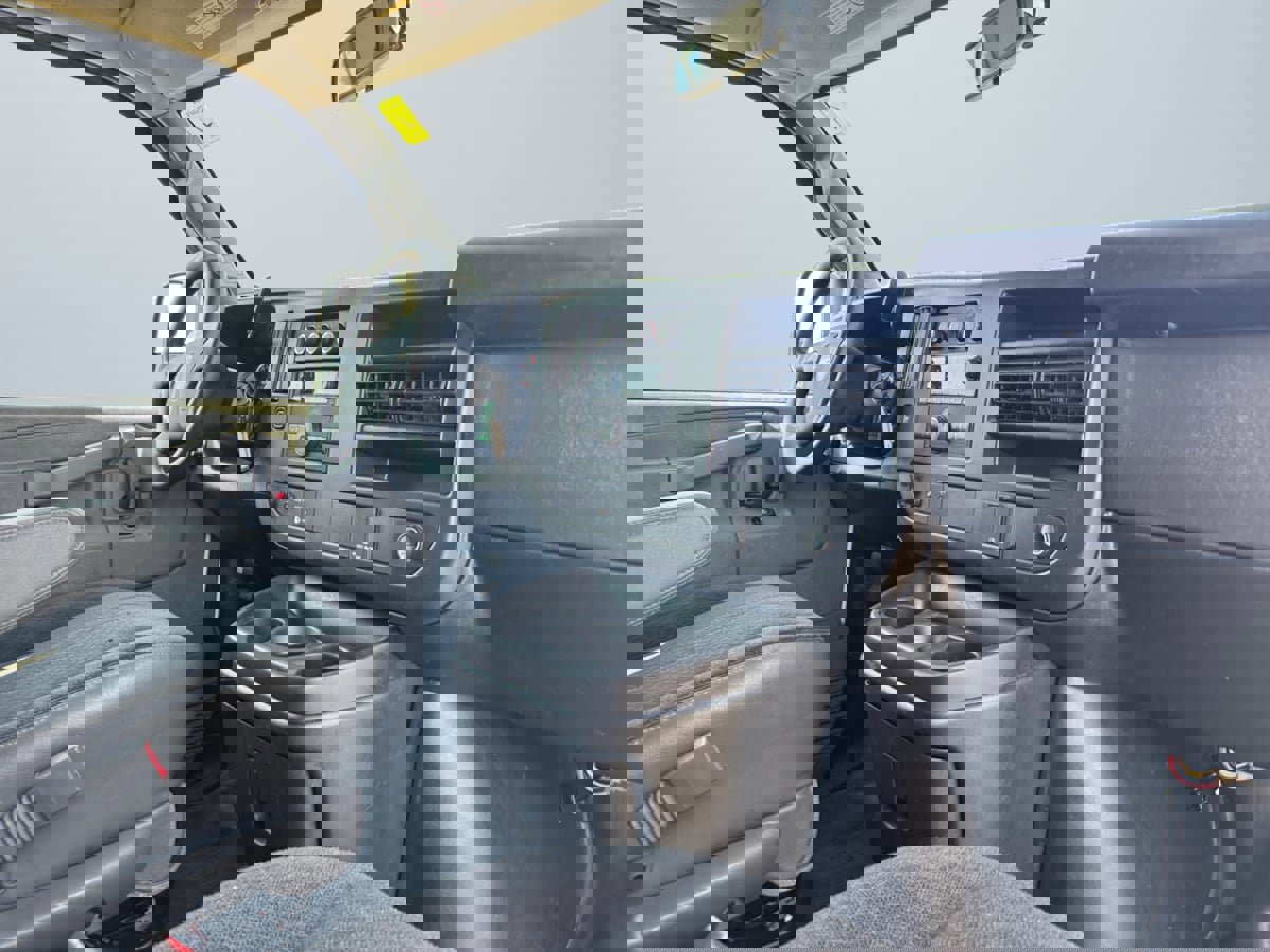 Used 2024 GMC Savana 2500 w/ Driver Convenience Package image 15