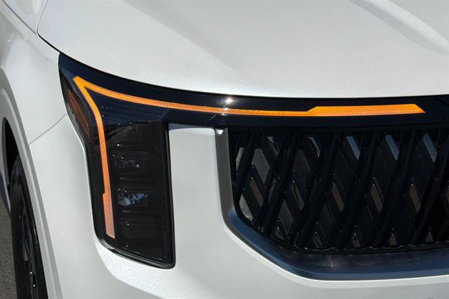 New 2026 Kia Carnival LXS FWD image 32