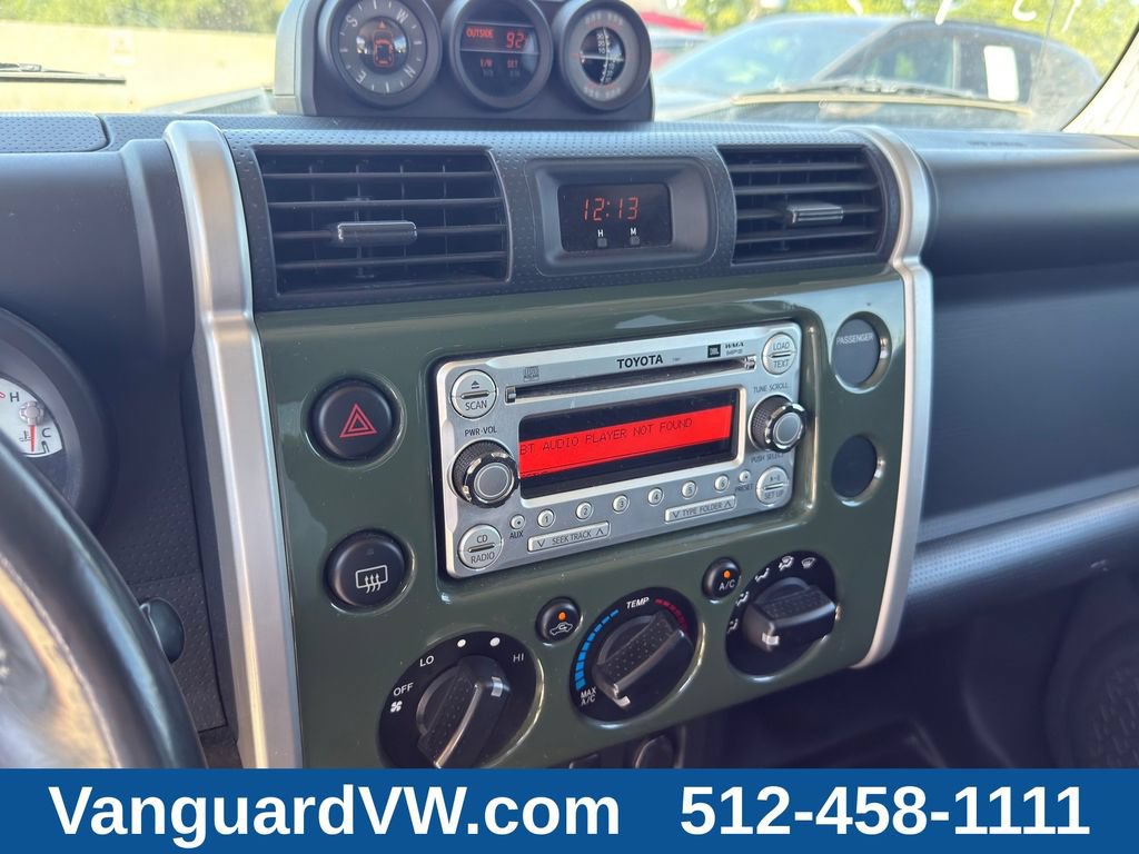 Used 2012 Toyota FJ Cruiser 2WD w/ Upgrade Pkg image 19