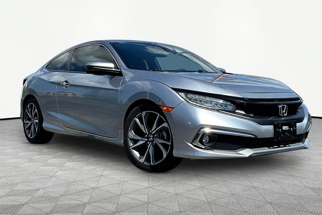 Used 2019 Honda Civic Touring image 3
