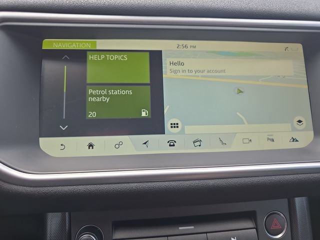 Used 2018 Land Rover Range Rover Evoque SE AWD/4WD image 25