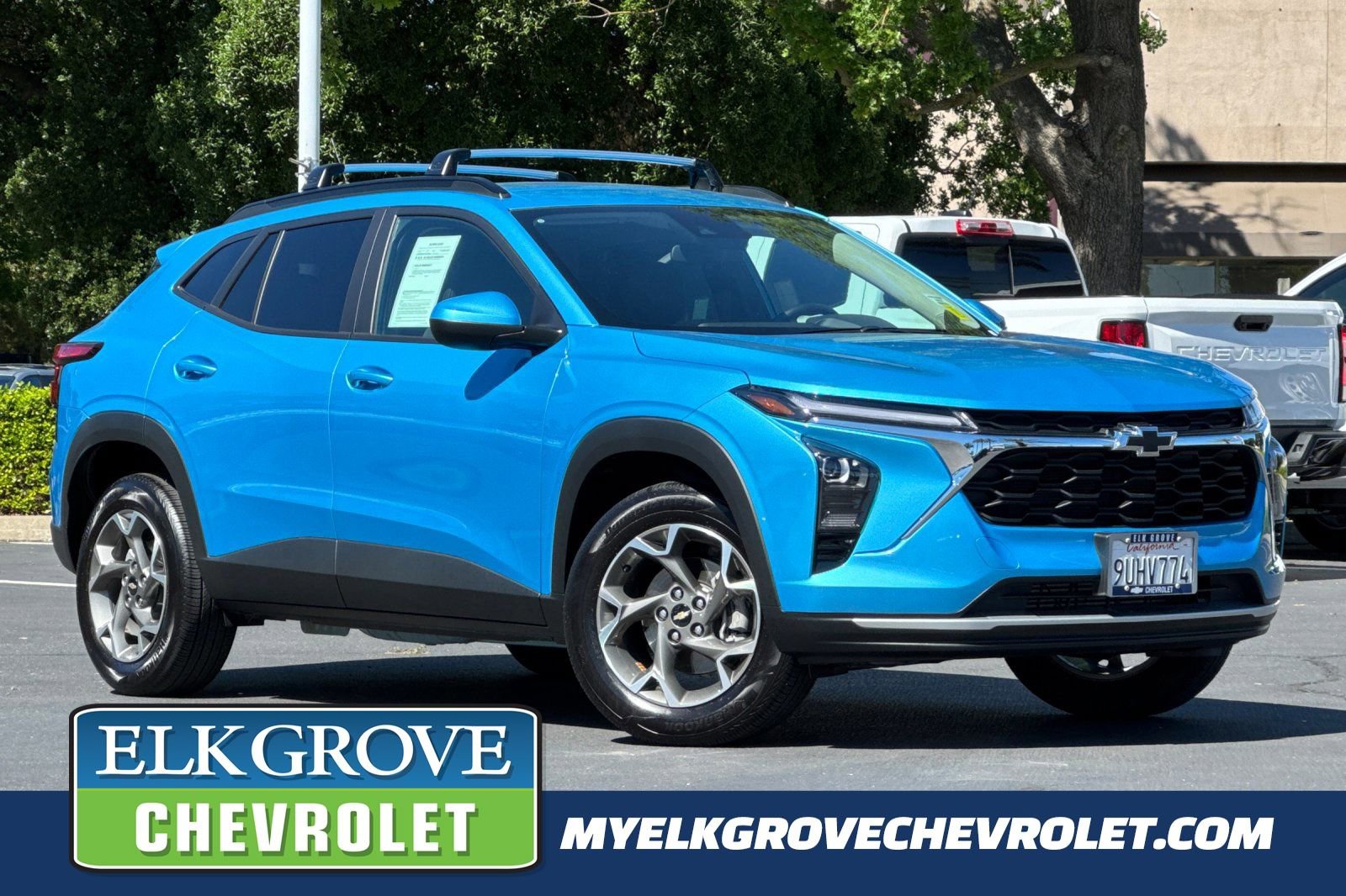 Used 2025 Chevrolet Trax LT w/ Driver Confidence Package image 1