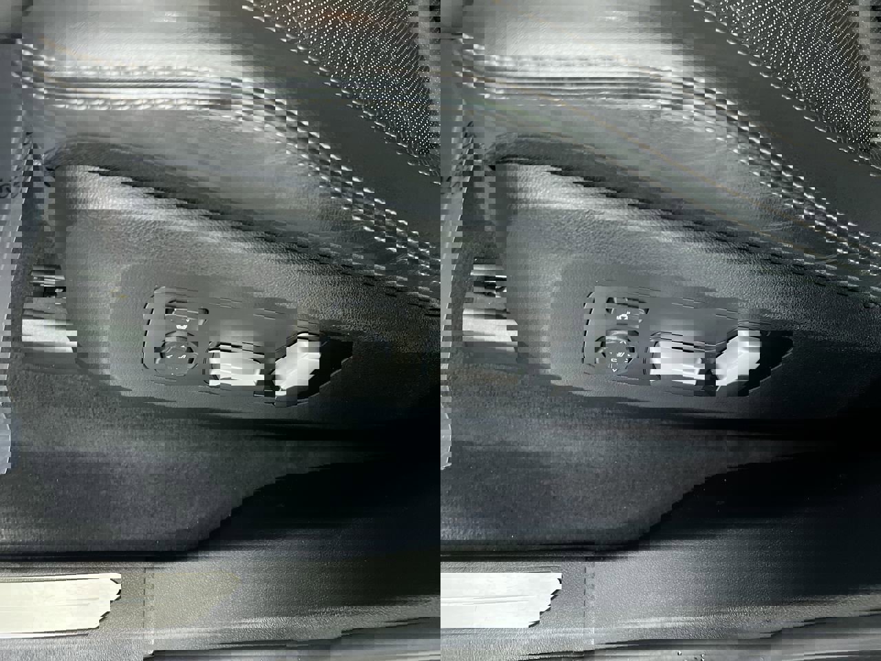 Used 2023 BMW X5 xDrive40i AWD/4WD image 13